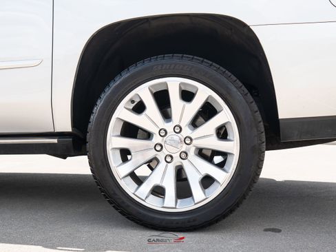 Used 2019 Cadillac Escalade ESV Premium Luxury AWD/4WD image 12