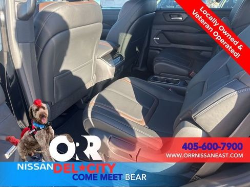 New 2026 Nissan Armada SL w/ Captain's Chari Seat Package AWD/4WD image 10