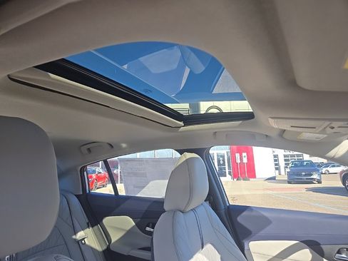 New 2026 Nissan Sentra SL image 25