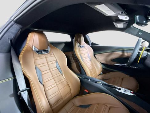 Used 2025 Ferrari 296 GTB RWD image 4