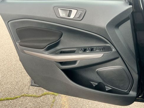 Used 2020 Ford EcoSport SE w/ SE Convenience Package FWD image 30