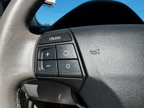 Used 2009 Volvo C70 T5 FWD image 25