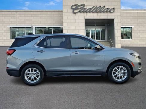 Used 2024 Chevrolet Equinox LT FWD image 8