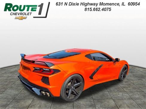Used 2021 Chevrolet Corvette Stingray Preferred Cpe w/ Z51 Performance Package RWD image 4