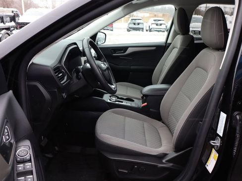 Used 2022 Ford Escape SE w/ Convenience Package image 9