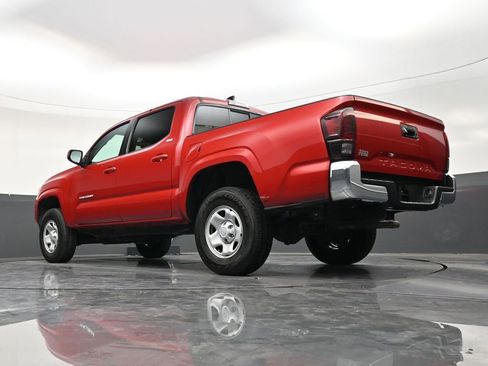 Used 2022 Toyota Tacoma SR5 RWD image 22