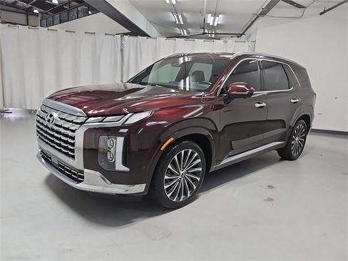 Used 2023 Hyundai Palisade Calligraphy w/ Cargo Package image 4