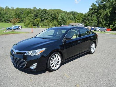 Used 2013 Toyota Avalon Limited FWD image 57