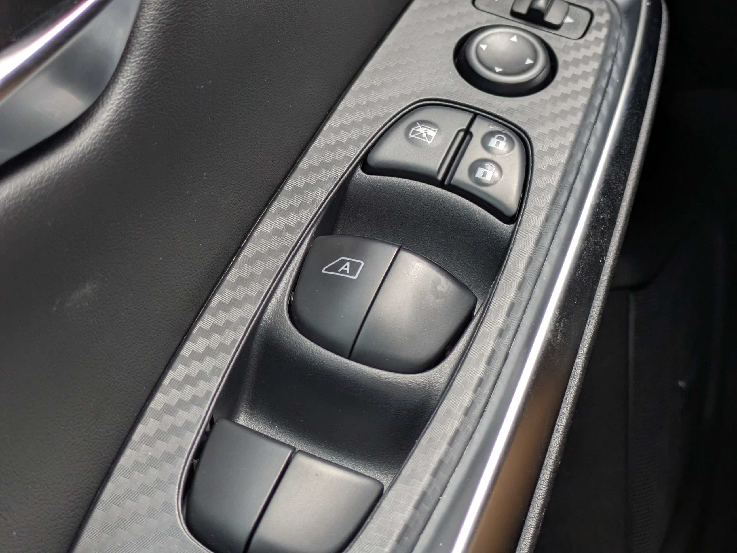 Used 2023 Nissan Sentra SR w/ SR Premium Package FWD image 23