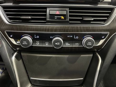 Used 2020 Honda Accord EX-L image 31