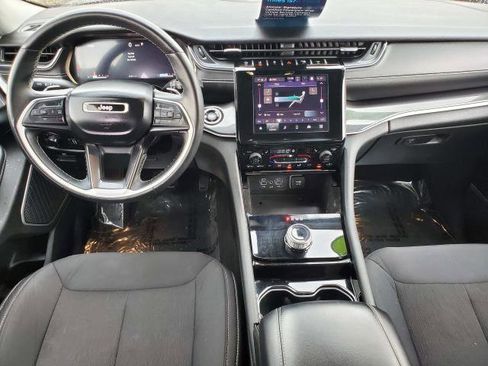 Used 2021 Jeep Grand Cherokee L Laredo w/ Luxury Tech Group I image 25