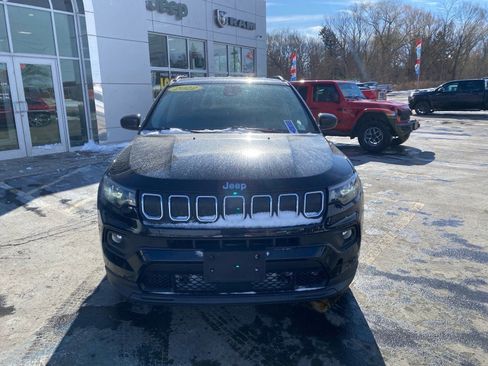 Used 2022 Jeep Compass Latitude image 8