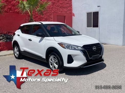Used 2023 Nissan Kicks S FWD image 1