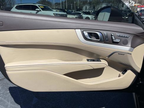 Used 2015 Mercedes-Benz SL 63 AMG w/ Driver Assistance Package image 43