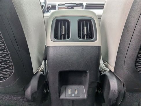 Used 2022 Hyundai Tucson Limited image 26