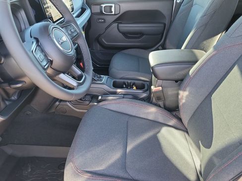 New 2026 Jeep Gladiator Rubicon image 12