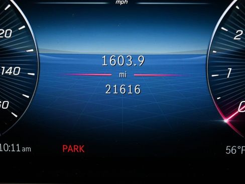 Used 2024 Mercedes-Benz GLB 250 4MATIC image 29