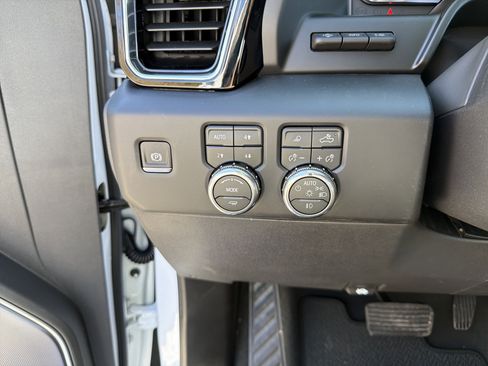 New 2026 GMC Sierra 1500 Denali w/ Technology Package image 36