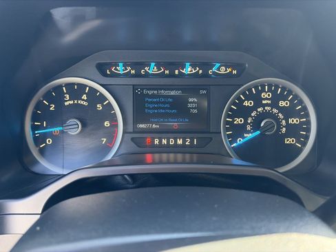 Used 2016 Ford F150 XLT w/ Equipment Group 302A Luxury RWD image 37