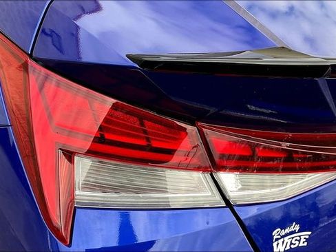 New 2025 Hyundai Elantra SEL image 20