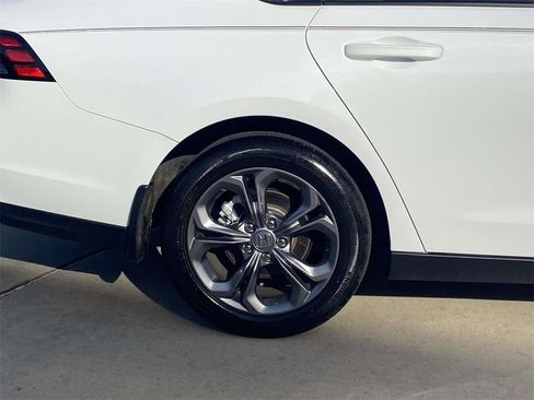 Used 2023 Honda Accord EX image 11