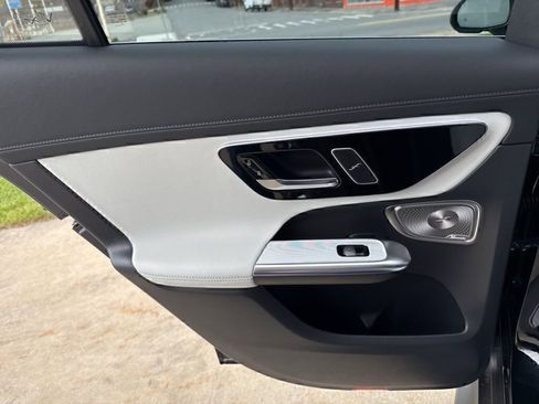 New 2026 Mercedes-Benz GLC 300 4MATIC image 19