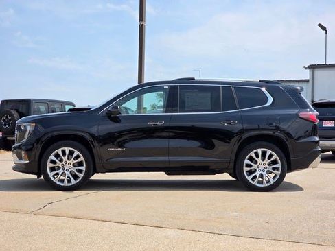 Used 2024 GMC Acadia Denali AWD/4WD image 5