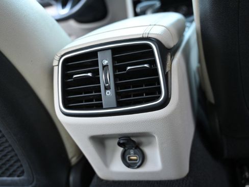 Used 2022 Genesis G70 2.0T w/ Prestige Package image 19