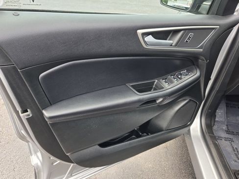 Certified 2023 Ford Edge SEL w/ Convenience Package AWD/4WD image 38