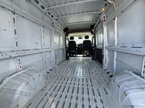 Used 2023 RAM ProMaster 2500 FWD image 14