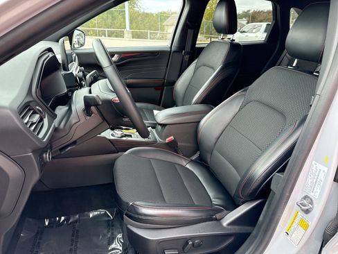 Used 2025 Ford Escape ST-Line Select image 13