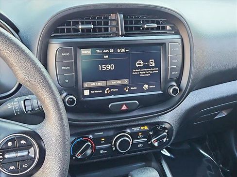 Used 2024 Kia Soul LX w/ Option Group 015 FWD image 14
