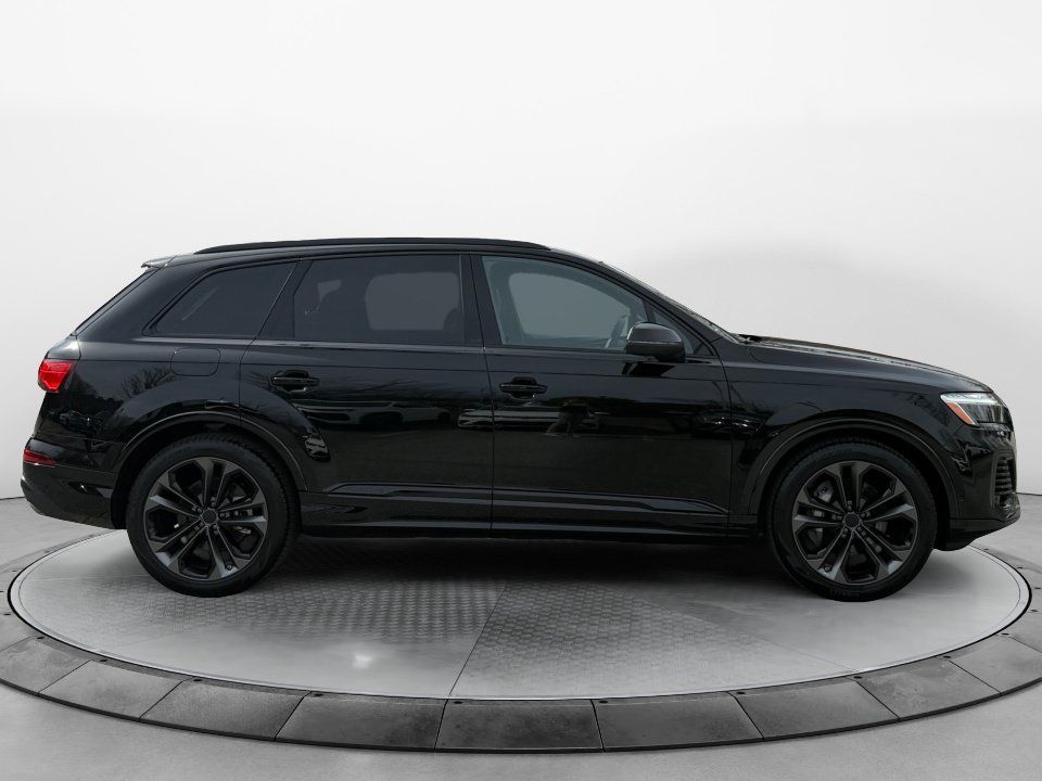 New 2026 Audi Q7 3.0T Premium Plus AWD/4WD image 8