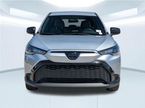 Used 2025 Toyota Corolla Cross AWD Hybrid image 10