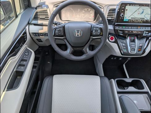 New 2026 Honda Odyssey Elite image 6