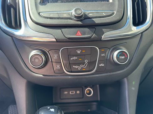 Used 2020 Chevrolet Equinox LT FWD image 15