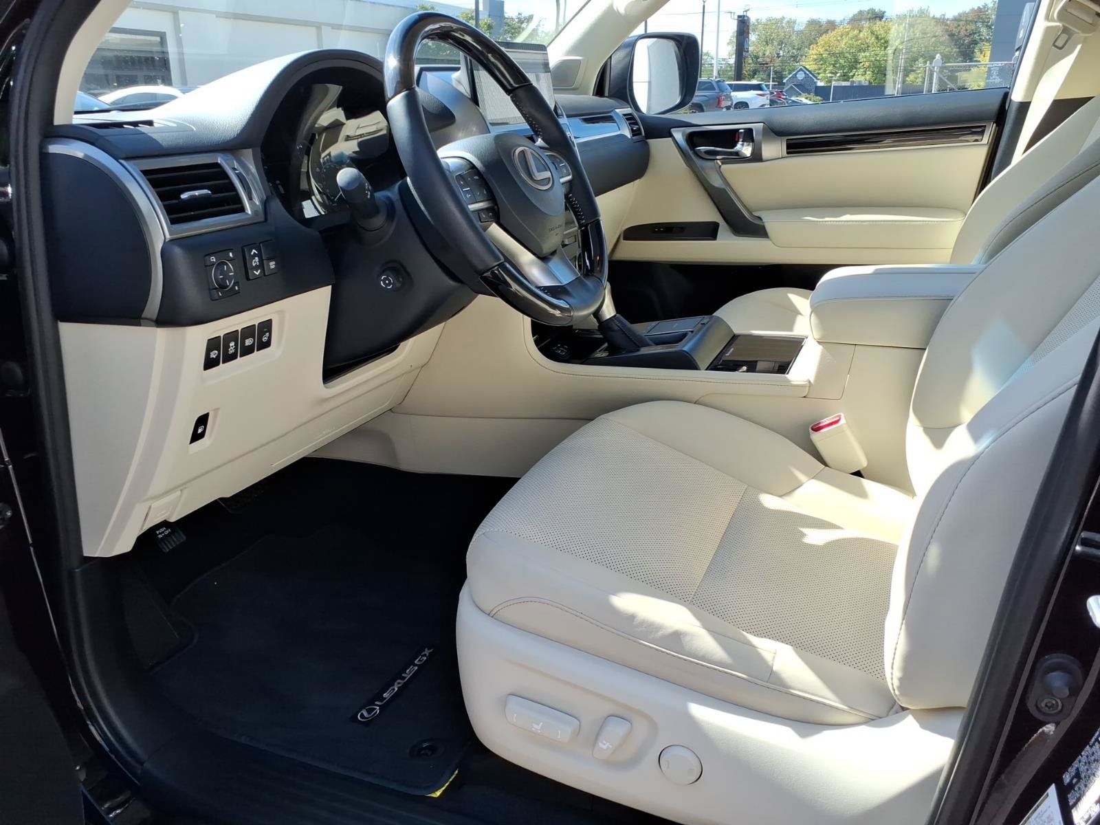Certified 2023 Lexus GX 460 Premium w/ Premium Package AWD/4WD image 16