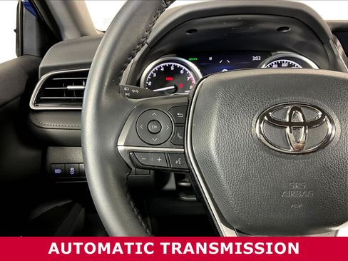 Used 2024 Toyota Camry XLE FWD image 11