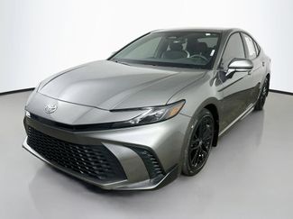Used 2025 Toyota Camry SE FWD video 3