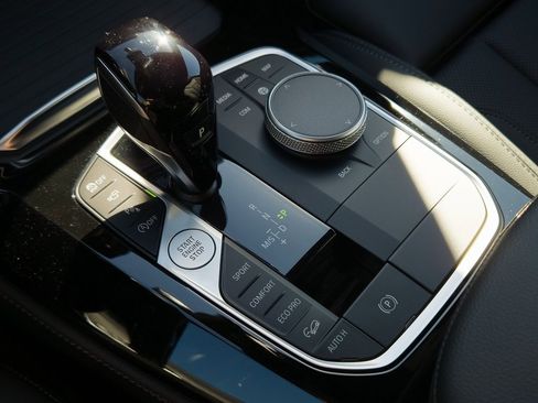 New 2025 BMW X4 xDrive30i w/ Premium Package image 12