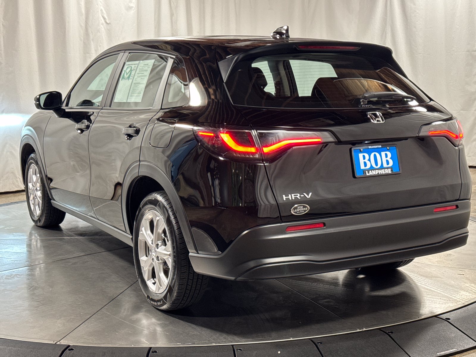 Certified 2024 Honda HR-V LX image 9