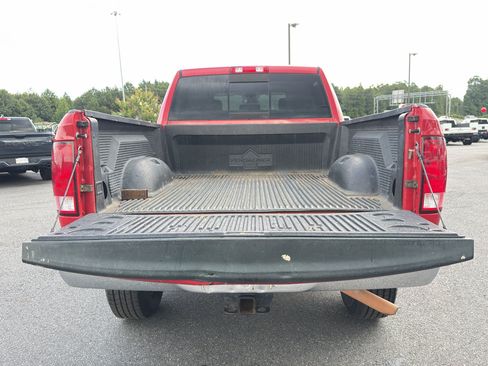 Used 2017 RAM 2500 SLT AWD/4WD image 9