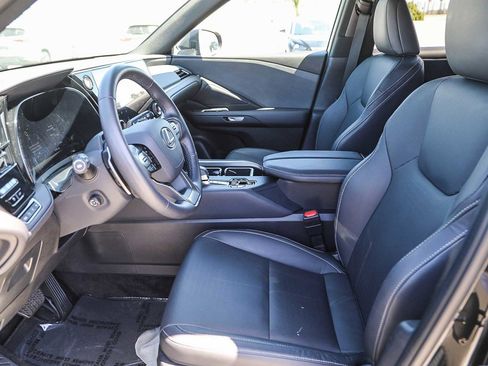 Used 2025 Lexus TX 350 AWD w/ Technology Package image 17