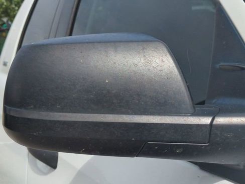 Used 2020 Toyota Tundra SR5 w/ SR5 Upgrade Package image 12