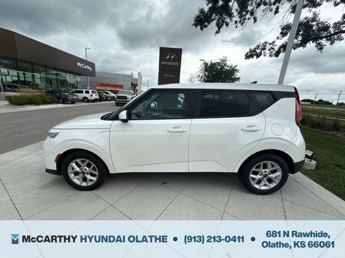 Used 2022 Kia Soul LX w/ Technology Package FWD image 10
