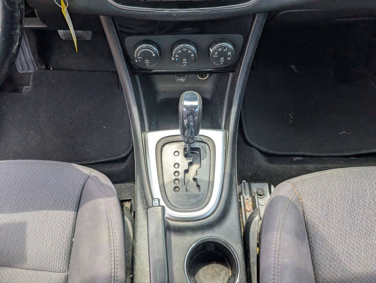 Used 2012 Chrysler 200 Touring w/ Cold Weather Group FWD image 31