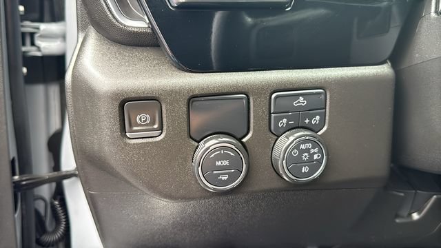 Used 2024 Chevrolet Silverado 1500 RST RWD image 13