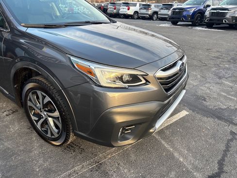 Used 2020 Subaru Outback Limited w/ Popular Package #2 image 6