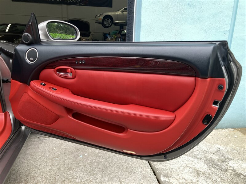 Used 2002 Lexus SC 430 Convertible RWD image 35