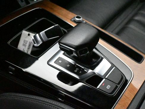 Used 2022 Audi Q5 2.0T Prestige image 5